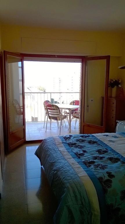 Ferienwohnung Apartamento Espert Perelló Exterior foto